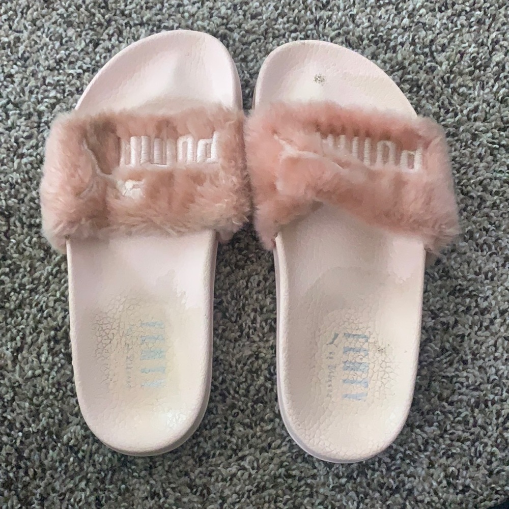 Rihanna FENTY Puma Slides